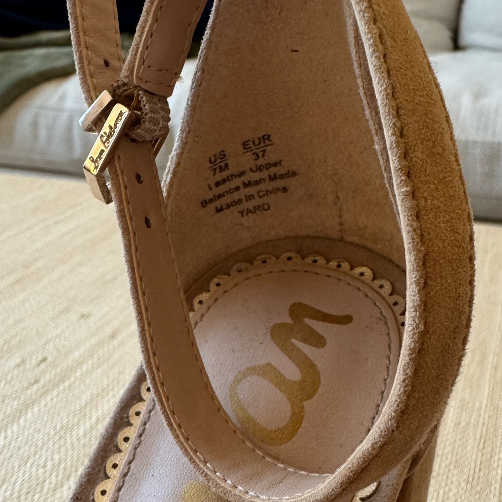 Comfortable, Good Condition Sam Edelman Beige Sue… - image 2